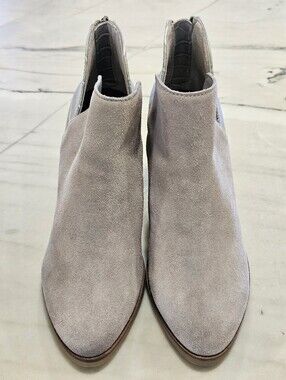 Dolce Vita DV8 Shai Gray Suede Croc Mixed Material Ankle Boots Size 9